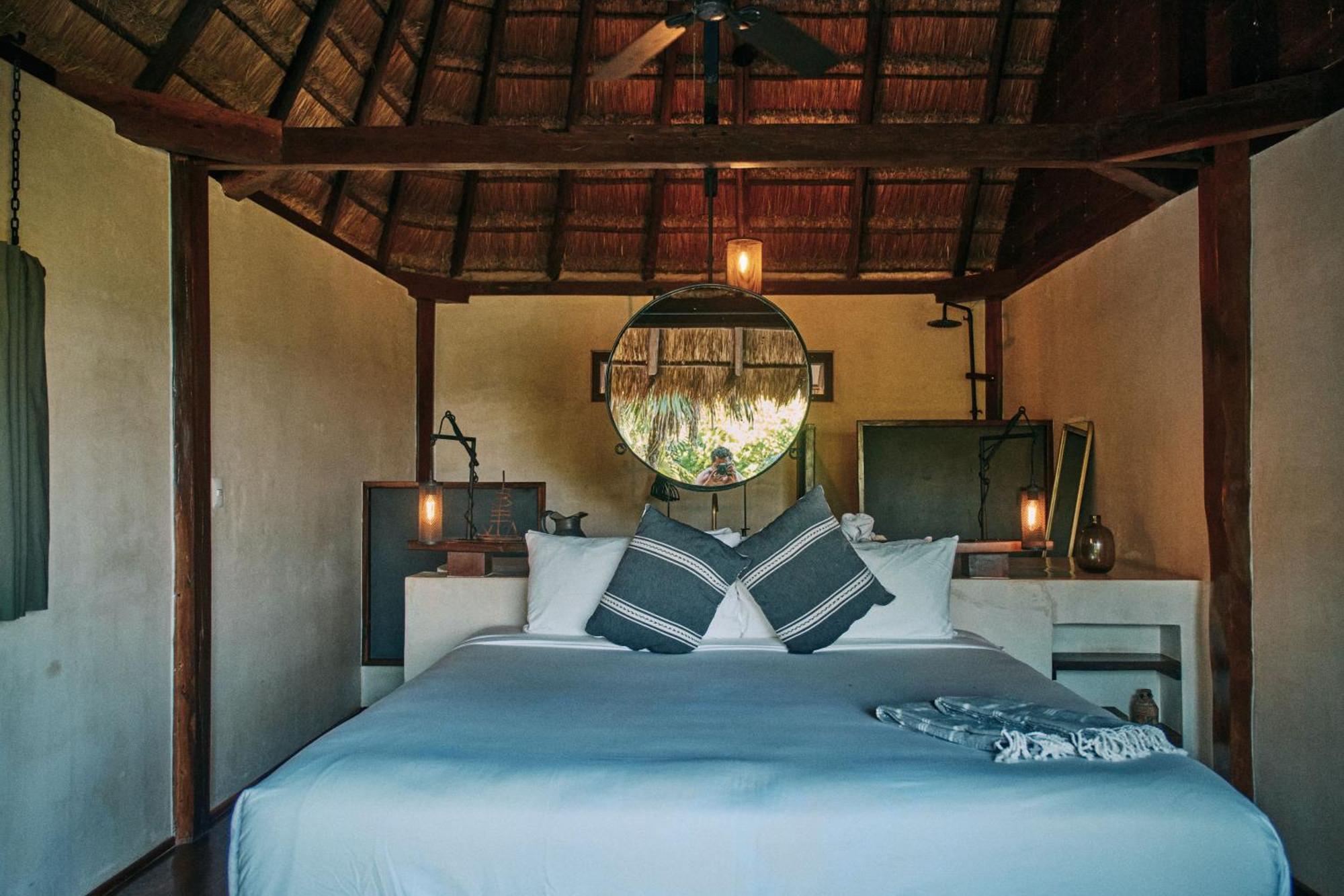 Libelula Tulum Beachfront Hotel Exterior photo