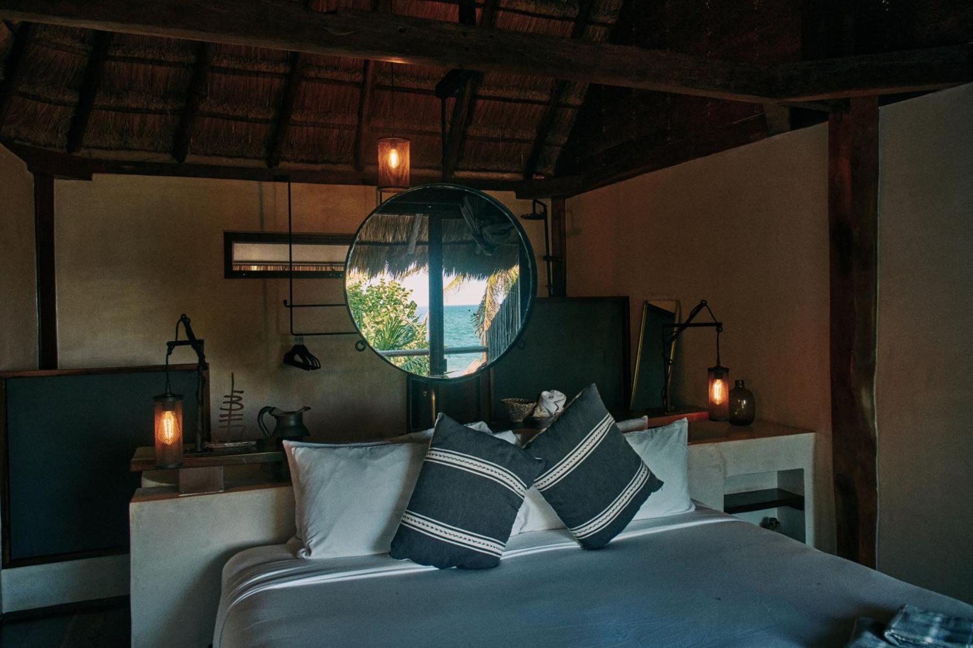 Libelula Tulum Beachfront Hotel Exterior photo