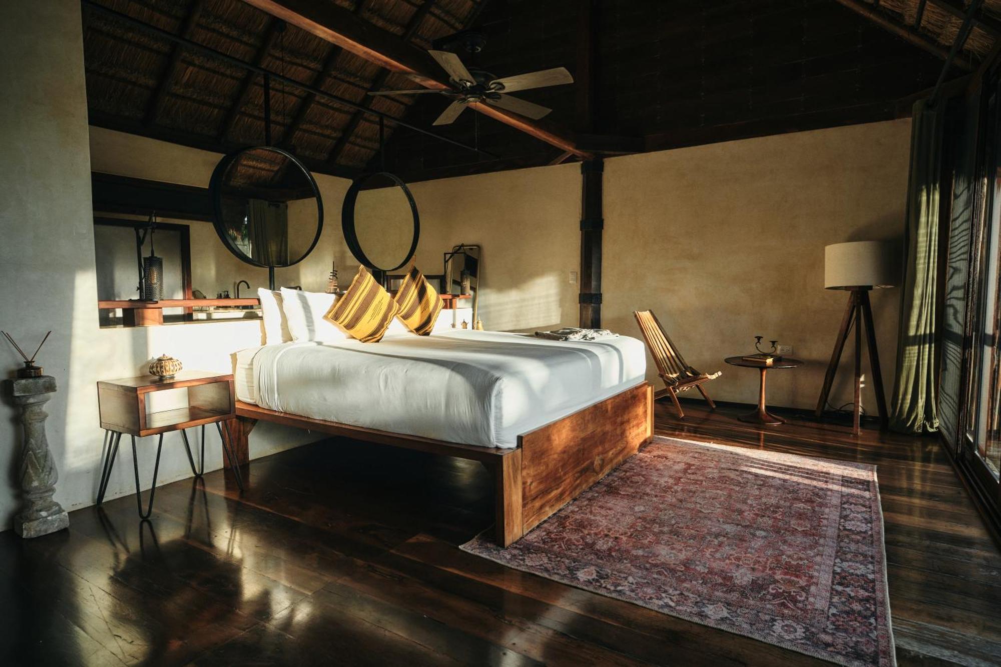 Libelula Tulum Beachfront Hotel Exterior photo