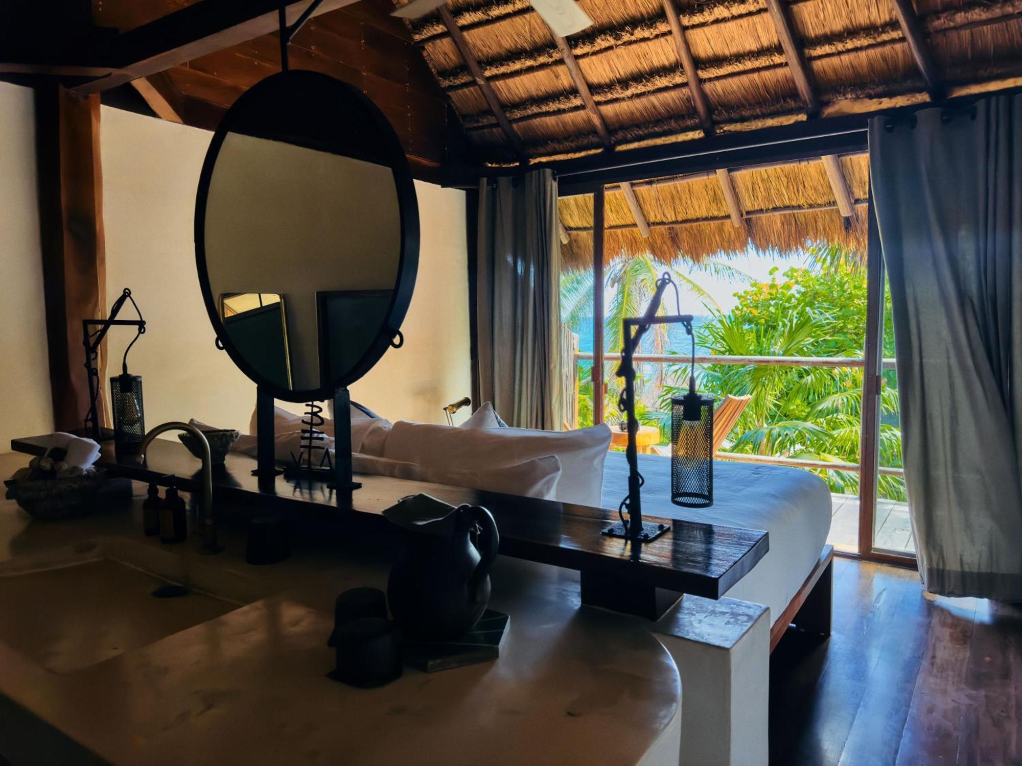 Libelula Tulum Beachfront Hotel Exterior photo