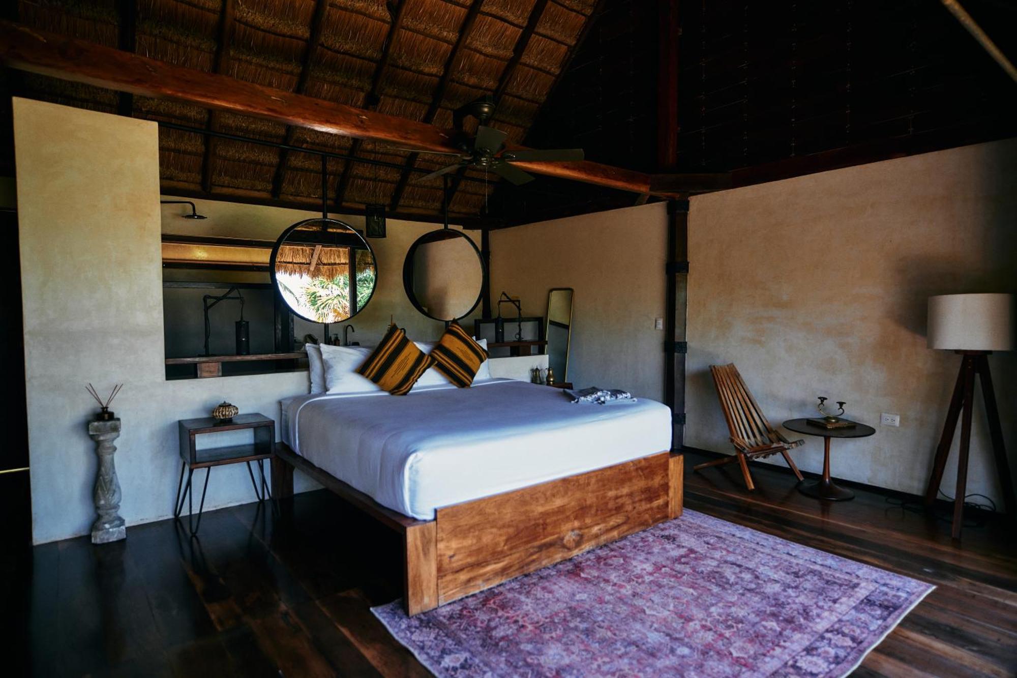 Libelula Tulum Beachfront Hotel Exterior photo
